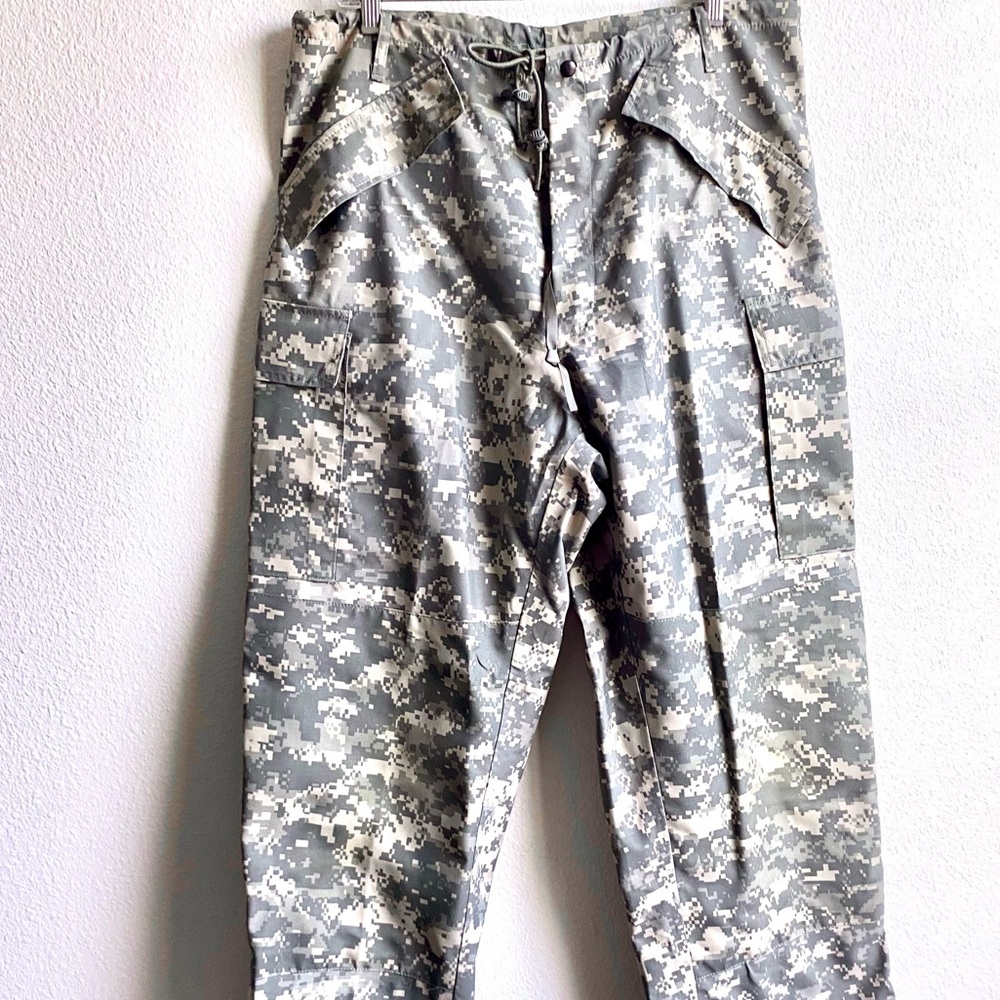Camo Cargo Pants - Cold Weather Universal Camouflage